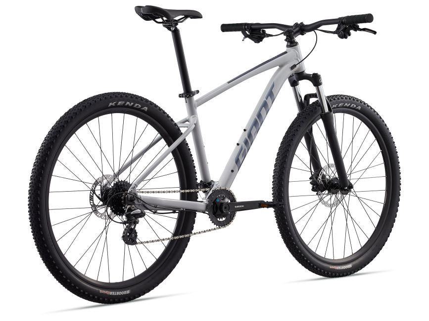 2022 Giant Talon 3 29"